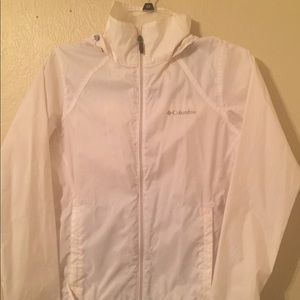 Women Columbia rain hooded jacket